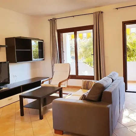 Dommos - Marinaway Apartment