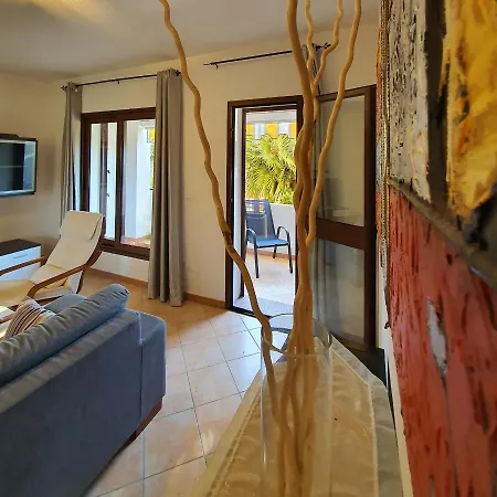 Dommos - Marinaway Apartment