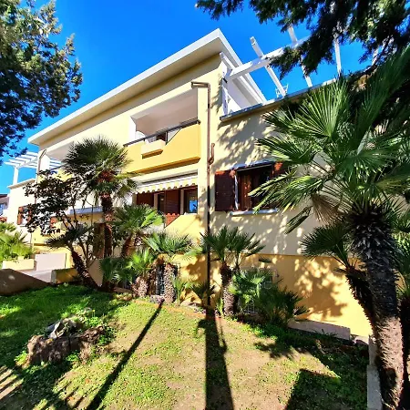 Dommos - Marinaway Apartment