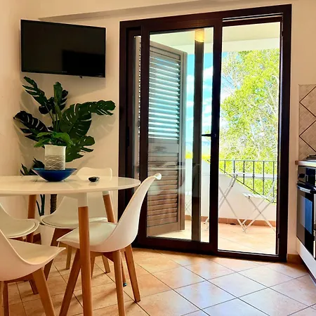 Dommos - Marinaway Apartment