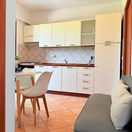 Dommos - Marinaway Apartment *