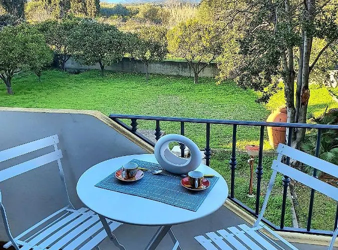 Апартаменты Marinaway - A 2 Chilometri Dal Mare Орозеи