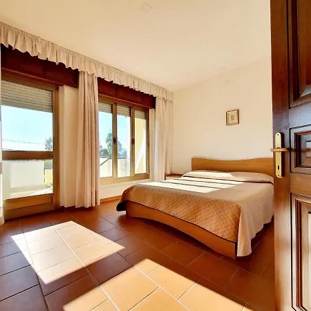 Marinaway - A 2 Chilometri Dal Mare * أروسييْ