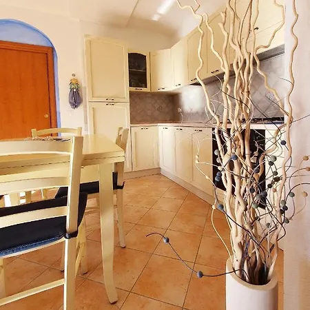 Dommos - Marinaway Apartment