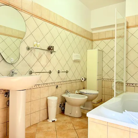 Apartment Dommos - Marinaway